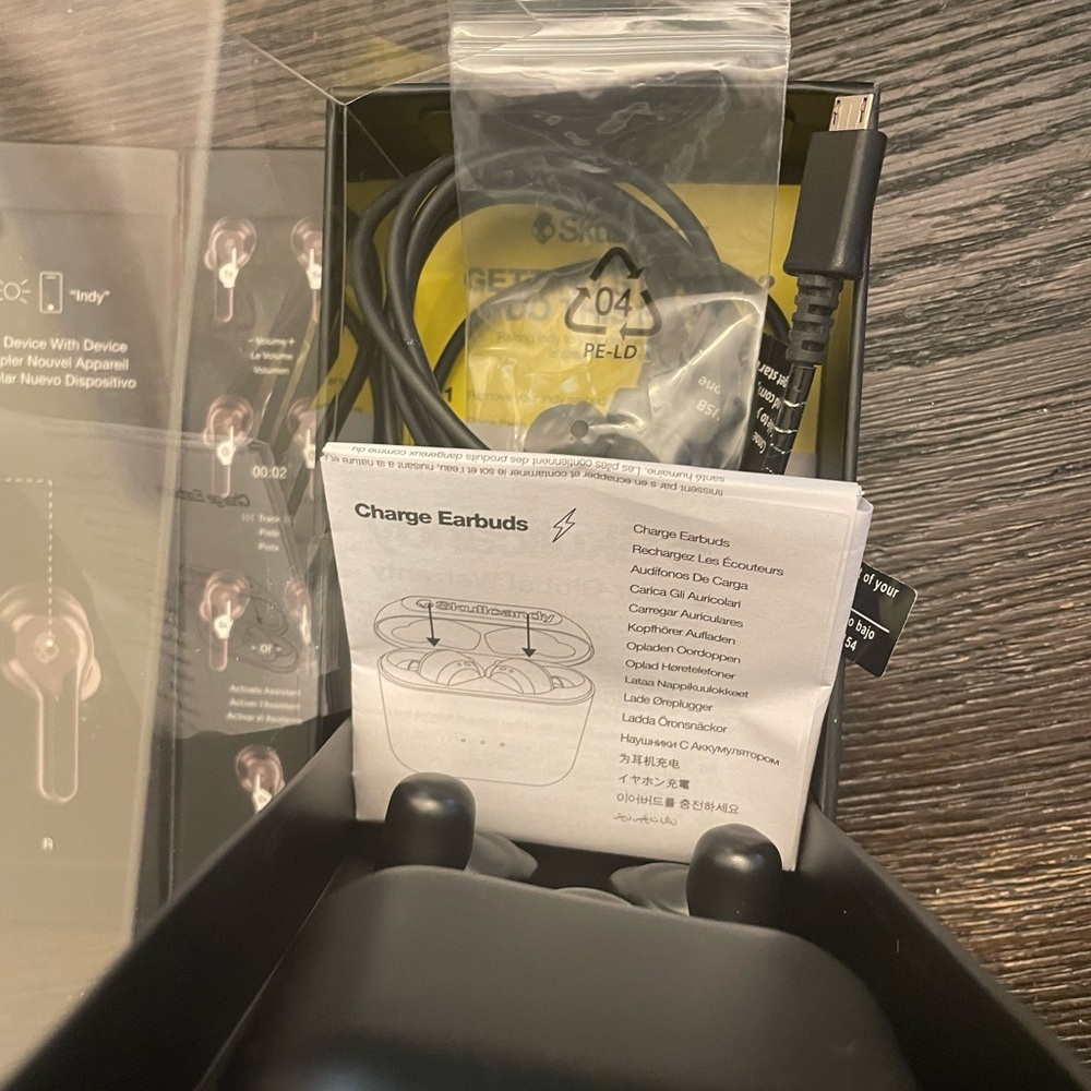 Skullcandy Indy Evo True Wireless Bluetooth Headphones-Opened Box - Picture 2 of 3